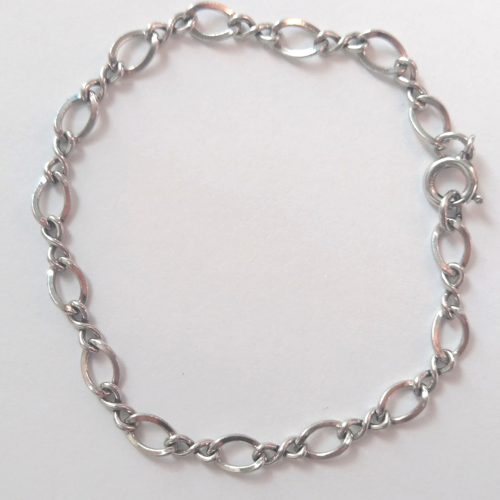 ✨ STERLING SILVER✨ Classic silver chain bracelet